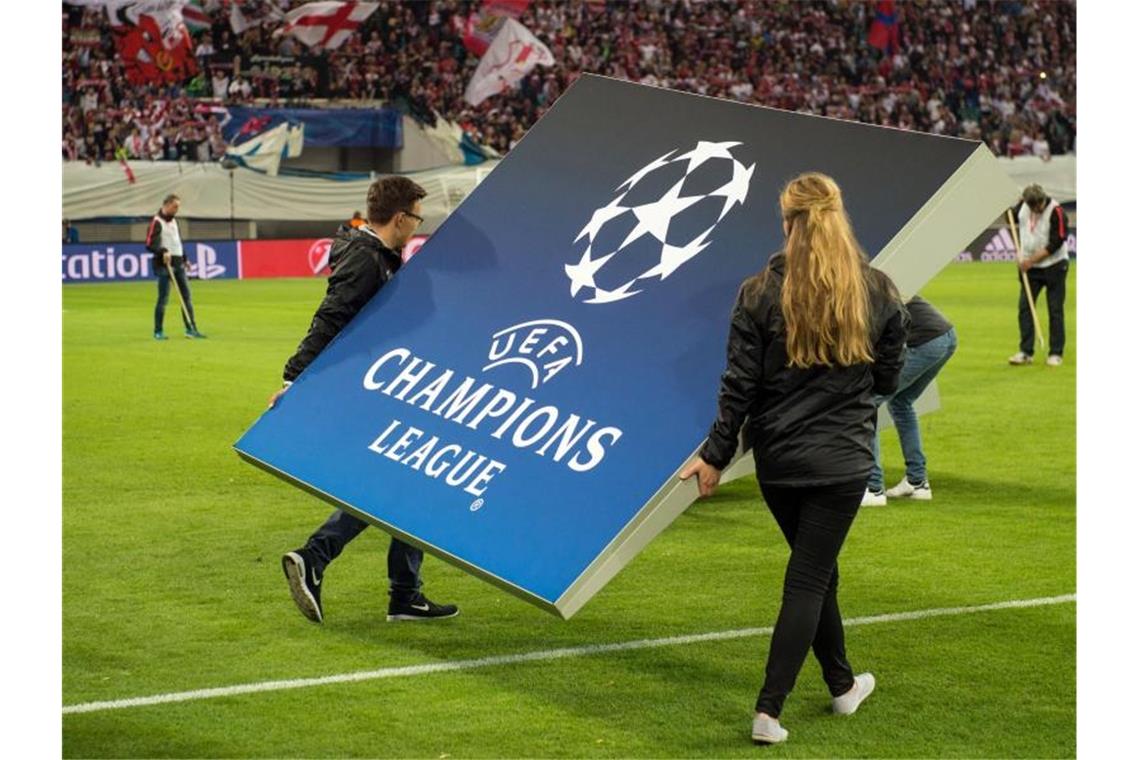 Auch eine mögliche Fortsetzung der Fußball-Champions-League ist unklar. Foto: Sebastian Kahnert/dpa-Zentralbild/dpa