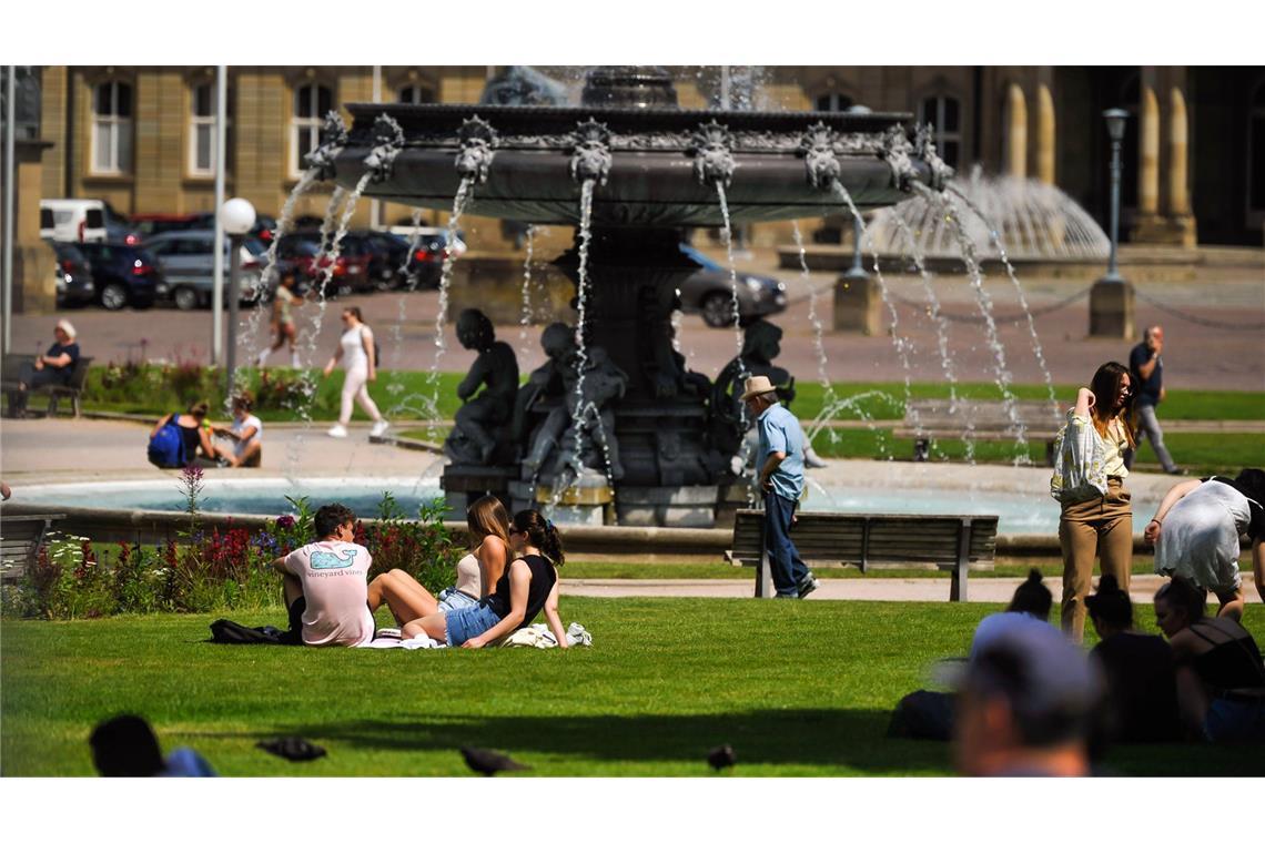 Bis zu 37 Grad – Im Südwesten Deutschlands war es wieder besonders heiß Auch für diesen Donnerstag rechnen die DWD-Meteorologen mit Höchstwerten zwischen 30 und 37 Grad.