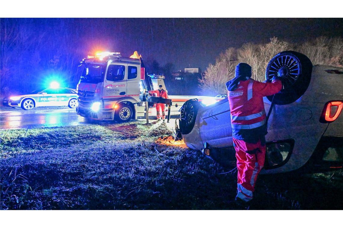 Auch in Baden-Württemberg gab es Unfälle auf glatten Straßen.