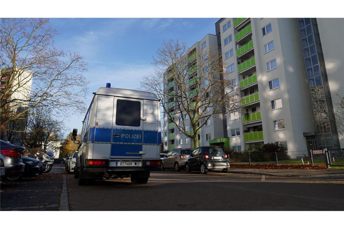 Auch in Berlin durchsuchten Polizisten am Mittwochmorgen ein Objekt.
