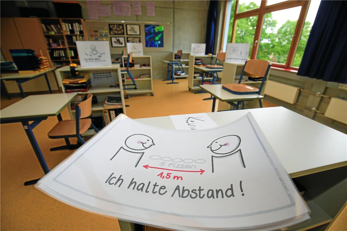 „Ein guter Schritt vor den Ferien“ Auch in den Grundschulen ist inzwischen wieder Betrieb - mit Einschränkungen und Vorkehrungen. Foto: A. Becher