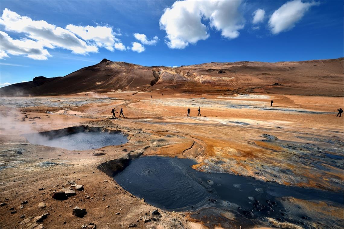 Island-Touristen erfinden aus Versehen den Ort „Gjaldskylda“ Auch in der Bilddatenbank "Shutterstock" werden unter dem Namen "Gjaldskylda" über eine Millionen Bilder gefunden - so wie dieses, das eigentlich den Bergrücken Námafjall zeigt.