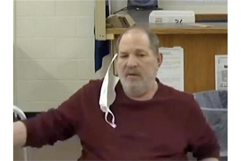 Auch in Los Angeles beschuldigen mehrere Frauen Harvey Weinstein sexueller Übergriffe. Foto: Uncredited/New York Unified Court System via AP/dpa