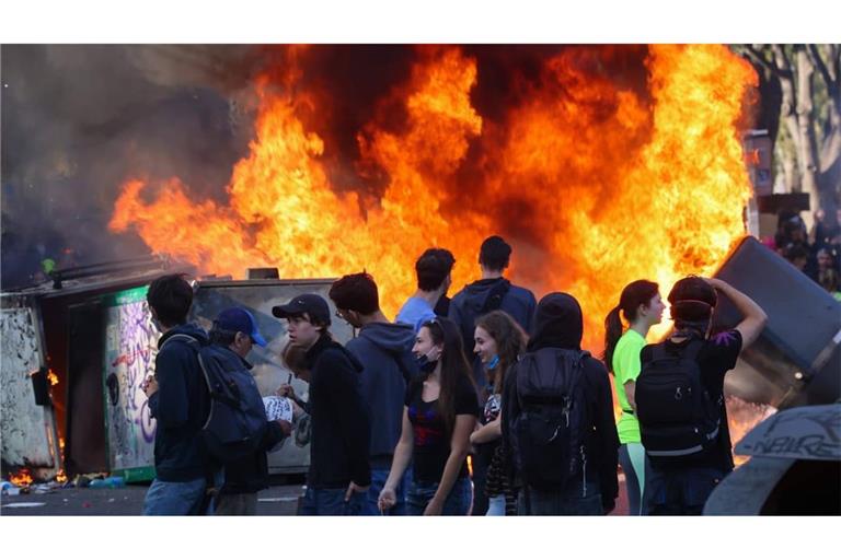 Auch in Marseille eskalierten die Proteste am 17. Oktober&nbsp;– droht ein solches Szenario auch in Deutschland?