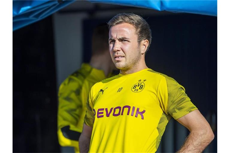 Auch Mario Götze ist auf der Suche nach einem neuen Verein. Foto: David Inderlied/dpa