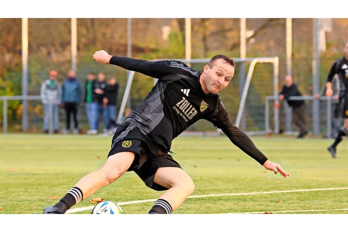 Auch Pleidelsheims Torjäger Patrick Sirch kam gegen den TSV Grünbühl nicht zum Zug und blieb ohne Erfolgserlebnis.
