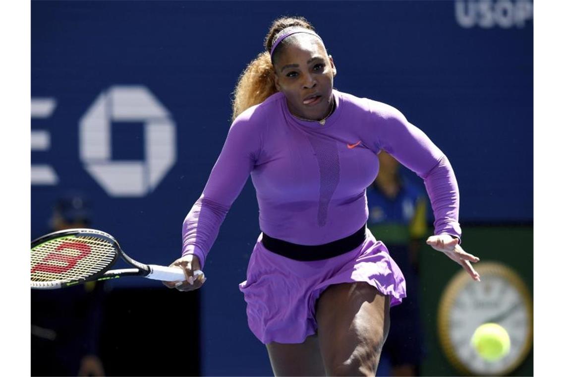 Favoriten in New York weiter: Federer und Williams ohne Mühe Auch Serena Williams erreichte das Achtelfinale. Foto: Sarah Stier/AP