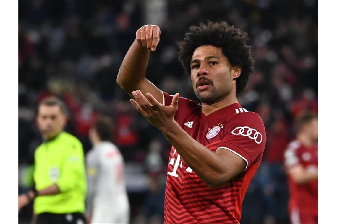 Lewandowski führt Bayern mit Hattrick-Show ins Viertelfinale Auch Serge Gnabry traf für die Bayern gegen Salzburg. Foto: Sven Hoppe/dpa