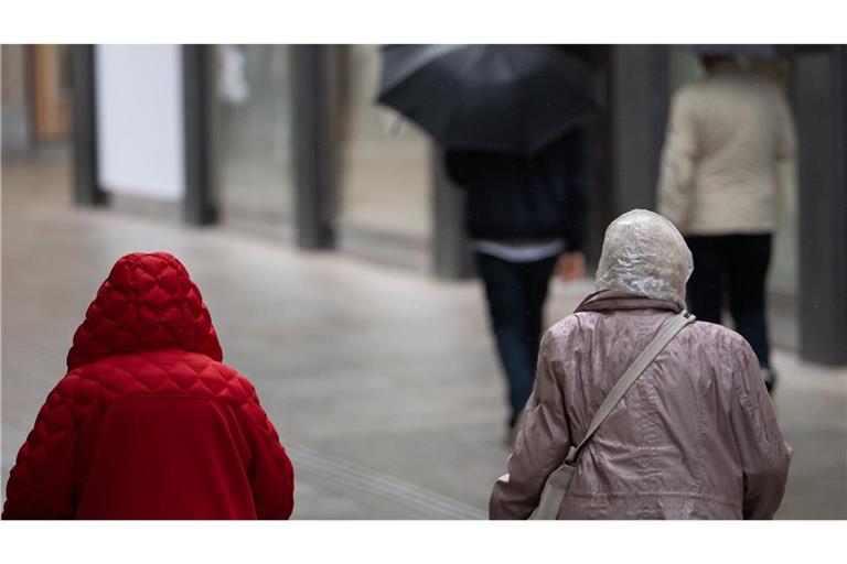 Auch Starkregen  und Gewitter seien nicht ausgeschlossen. (Archivbild)