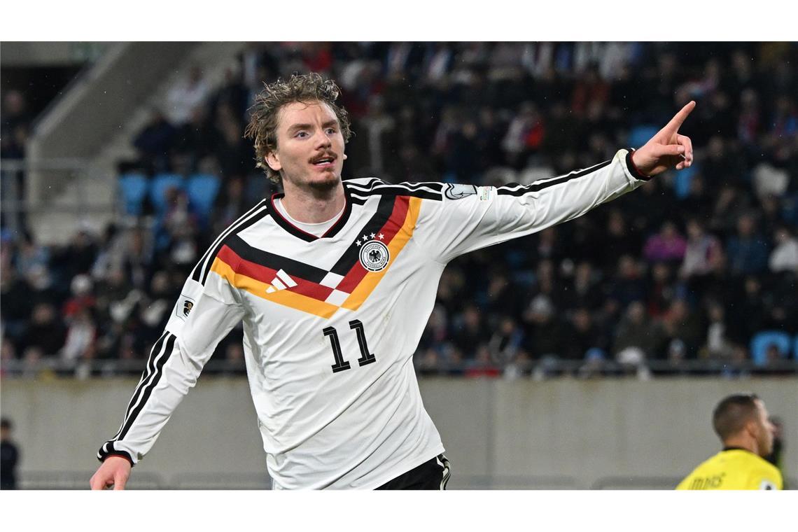 Auch Stürmer Nick Woltemade findet das Jersey, das Deutschland auch bei der WM 2026 tragen will, "Weltklasse", wie er sagte. (Archivbild)