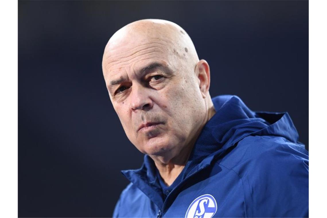 Auch unter Trainer Christian Gross bleibt Schalke erfolglos. Foto: Annegret Hilse/Pool via REUTERS/dpa