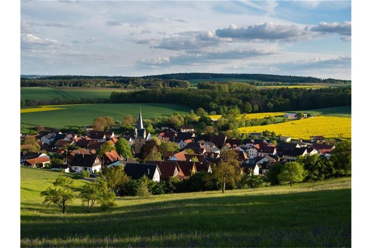 Auf dem Land sind Wohnungen oft günstig - doch das reicht vielen jungen Menschen nicht. Foto: Nicolas Armer/dpa/Symbolfoto