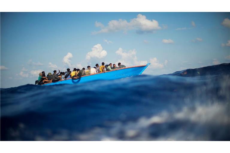Auf dem Mittelmeer kommt es seit mehreren Jahren immer wieder zu tödlichen Katastrophen mit Flüchtlingsbooten (Archivbild).