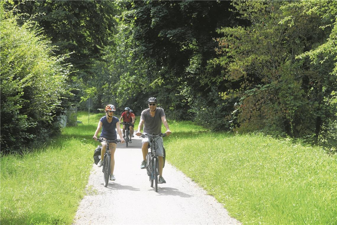 Auf dem Remstal-Radweg ist man nie allein. Auch unter der Woche ist die Route gut frequentiert. Fotos: G. Habermann