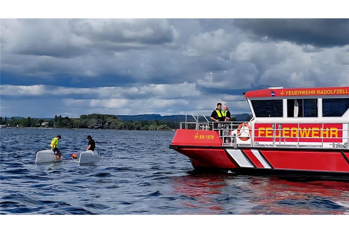 Katamaran kentert auf Bodensee – Männer gerettet Auf dem Untersee bei Radolfzell ist ein Boot gekentert.