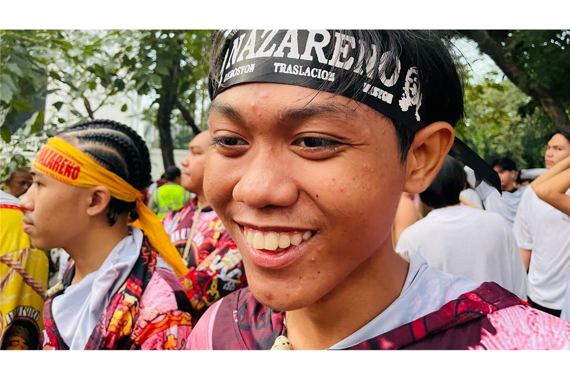 Barfuß durch Manila: Millionen Katholiken huldigen Statue Auf den Philippinen sind 80 Prozent der Bevölkerung Katholiken - und begeisterte Anhänger des Schwarzen Nazareners. (Foto aktuell)