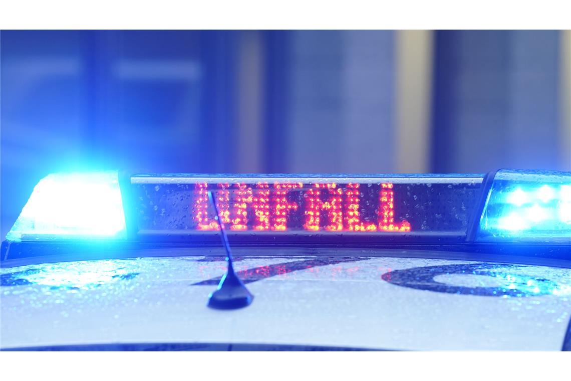 Auf der A6 kam es zu einer Unfallserie. (Symbolbild)