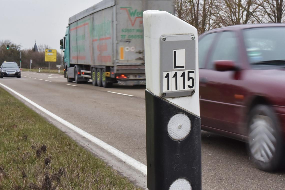 Chaosfahrt auf dem Autobahnzubringer Auf der Landesstraße L1115 in Aspach fiel der Senior gleich mehreren Autofahrern auf. Archivfoto: Tobias Sellmaier