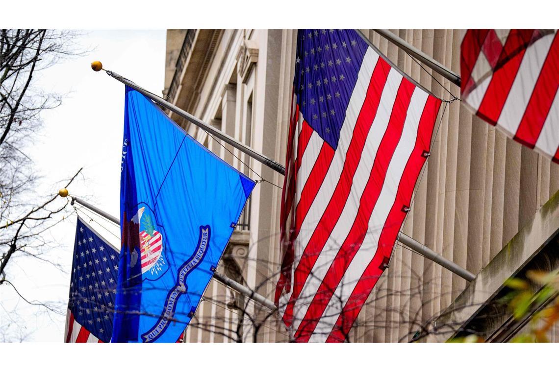 Auf der Webseite des Justizministeriums sind Dokumente und Fotos einzusehen.