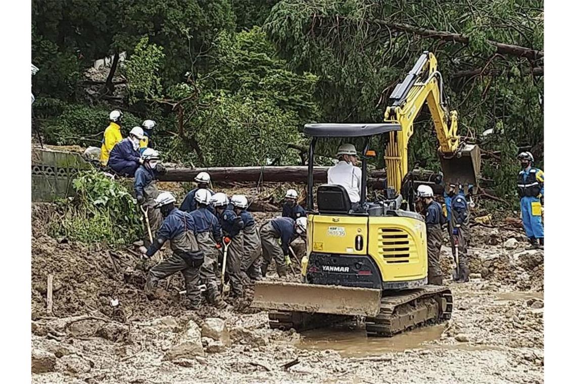Mehrere Tote bei starken Regenfällen in Japan
