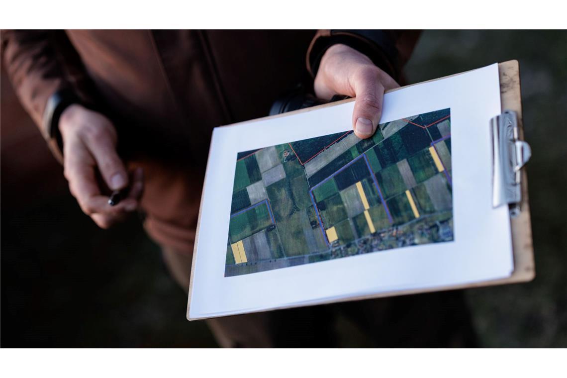 Auf einer Karte sind die Flächen zu sehen, an denen die Rebhuhnzählung sattfindet.