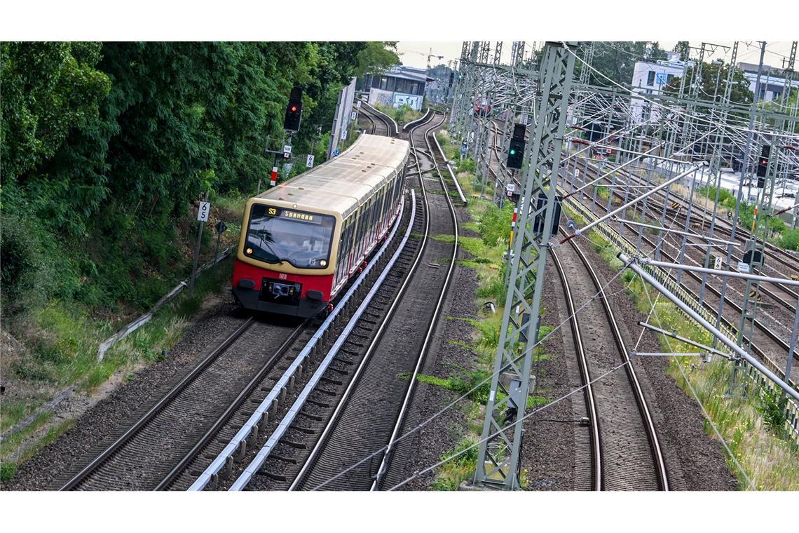 Nach Sturm-Chaos: Bahn-Verkehr in Berlin beruhigt sich