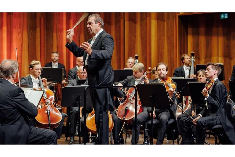 Auf ihrer aktuellen Tournee gastierte die Sächsische Staatskapelle unter Chefdirigent Daniele Gatti auch im Carmen Würth Forum in Künzelsau.
