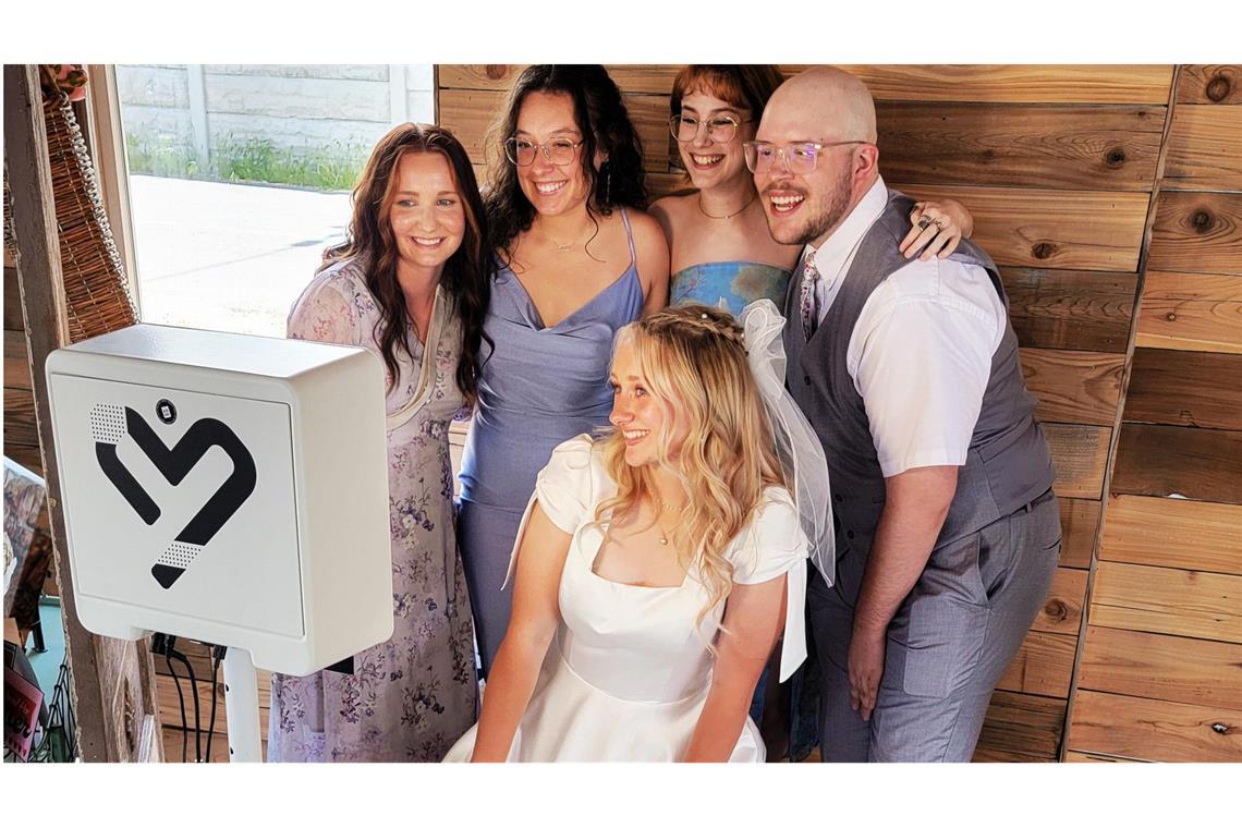 Auf Partys sorgt die Fotobox für Kurzweil.