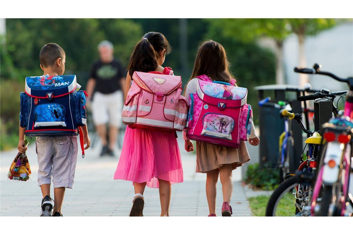 Mehr Unfälle auf Schulwegen bei Kindern – Versicherung warnt Auf Schulwegen hat es im ersten Halbjahr 2025 mehr Unfälle gegeben. (Archiv)