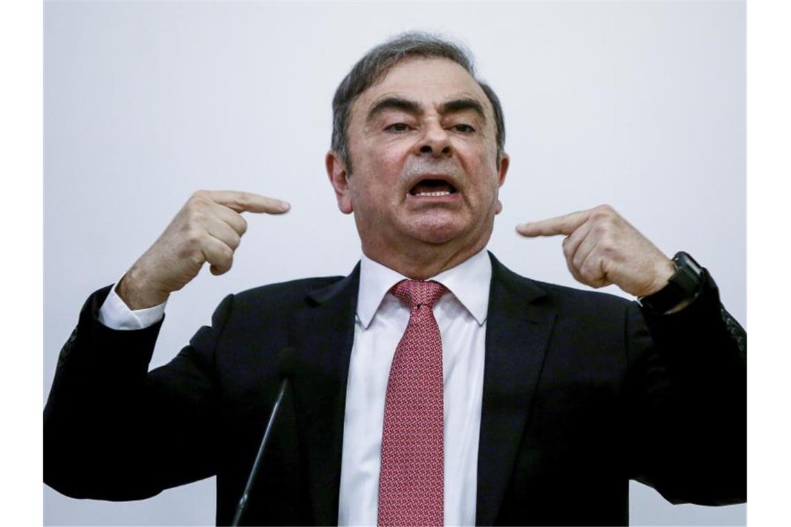 Ausreisesperre gegen Ex-Automanager Ghosn Aufgebracht: Carlos Ghosn, Ex-Chef des französisch-japanischen Autobündnisses Renault-Nissan-Mitsubishi, spricht über seine spektakuläre Flucht aus Japan. Foto: Marwan Naamani/dpa