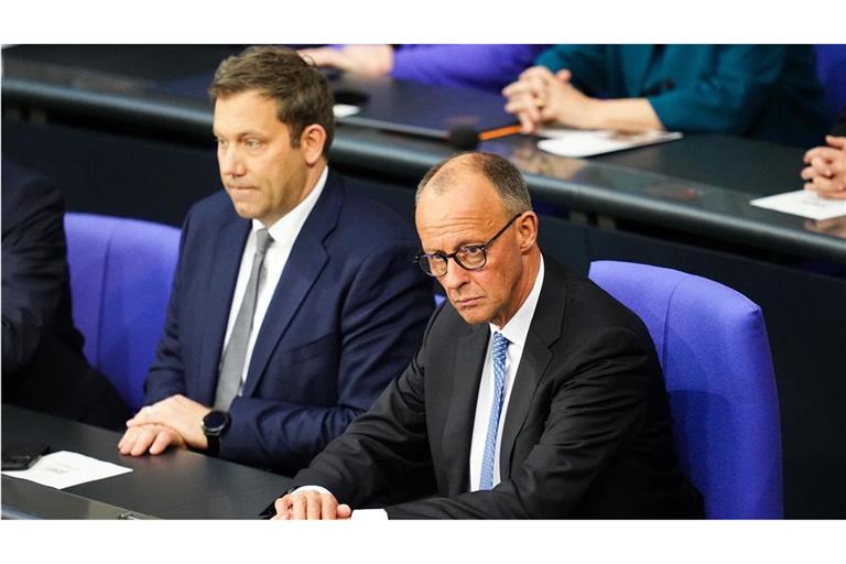 Aufgrund der ausbleibenden Einigung bei der Stromsteuer hagelt es nun Kritik für die Regiergungskoalition (Archivbild).