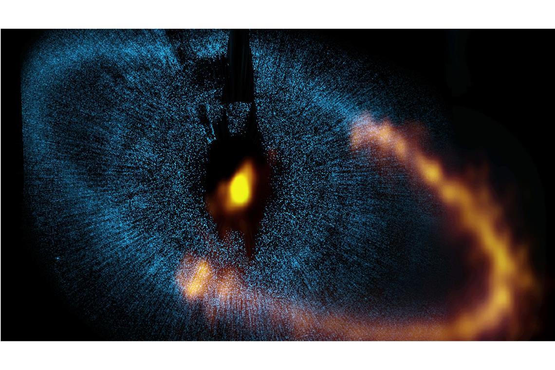 Aufnahme der Staub­scheibe von Formalhaut mit dem Hubble-Weltraumteleskop und dem ALMA-Observato­rium.