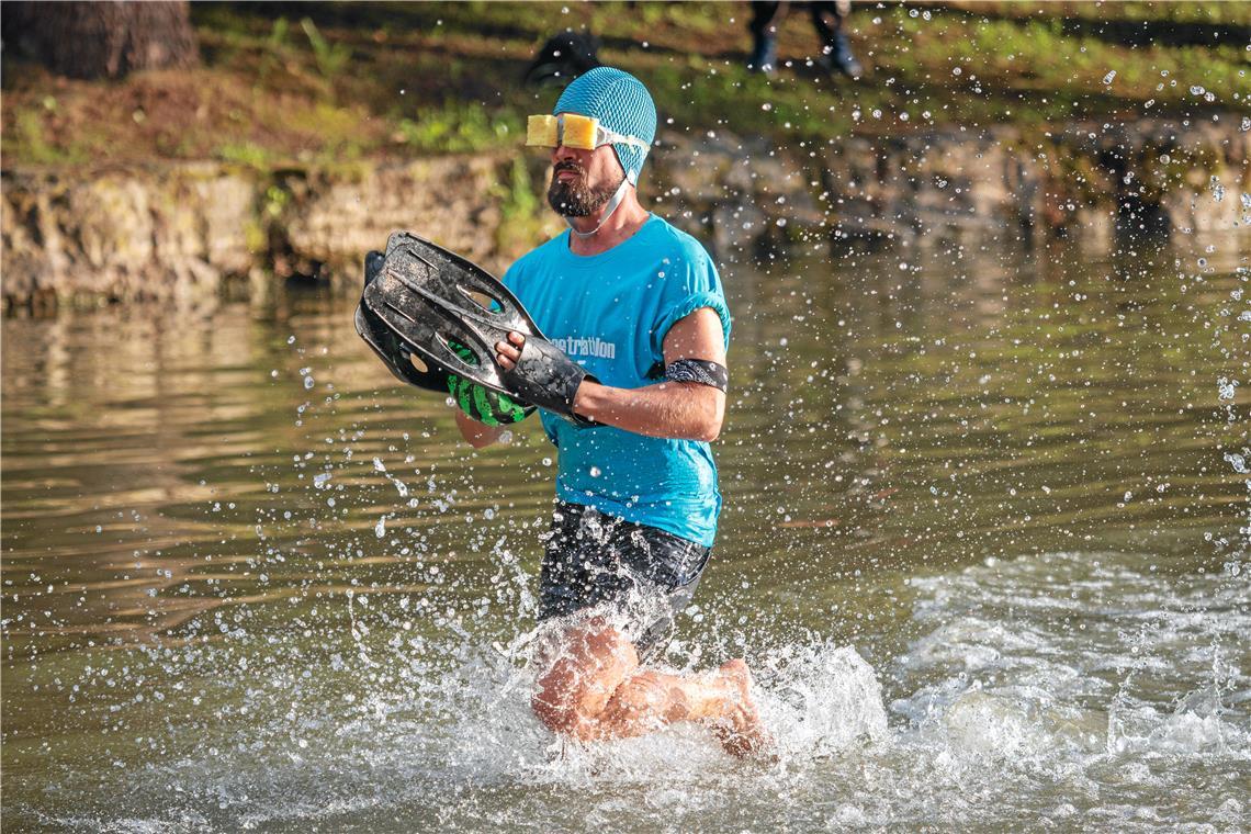 Auftakt des Sommernachtsfestes mit dem Waldsee-Triathlon. 