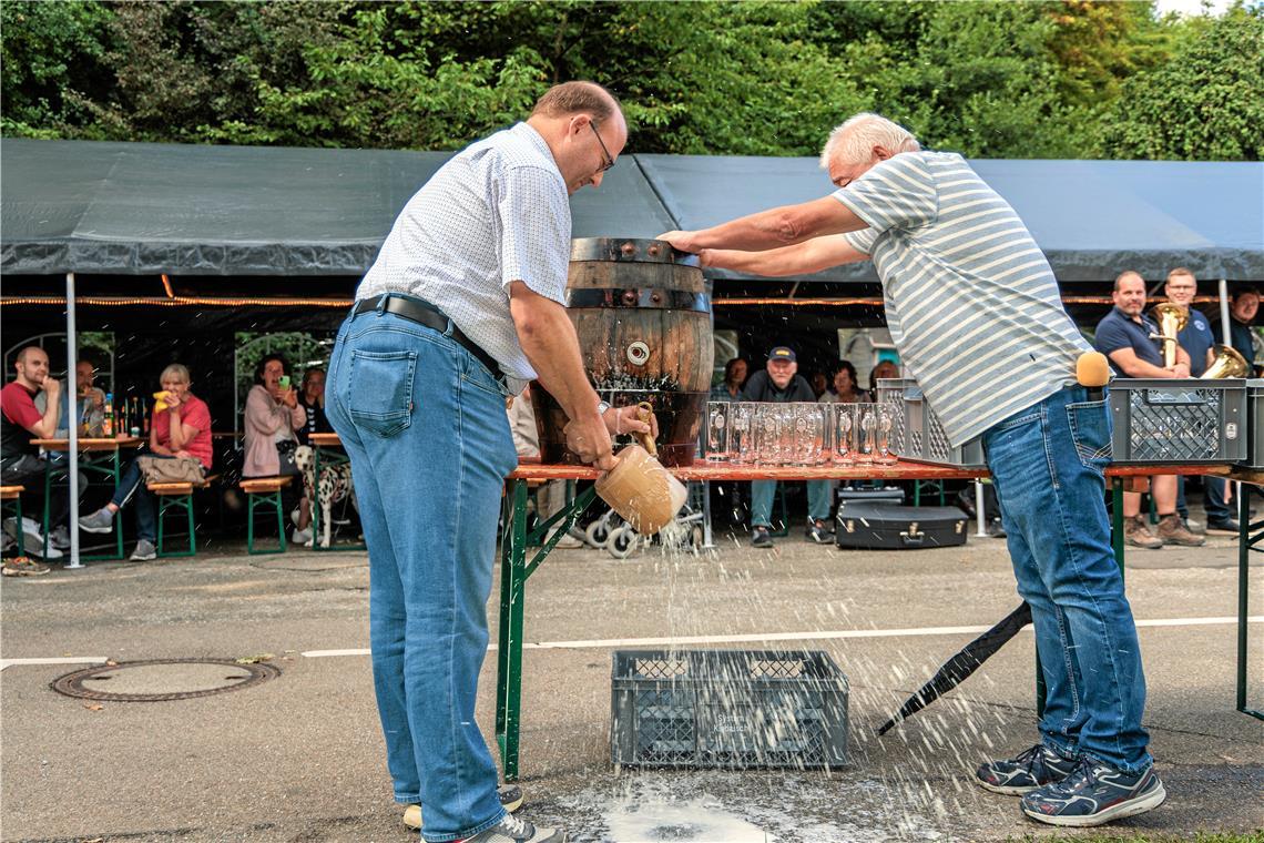 Auftakt des Sommernachtsfestes mit dem Waldsee-Triathlon. Bürgermeister Armin Mö...