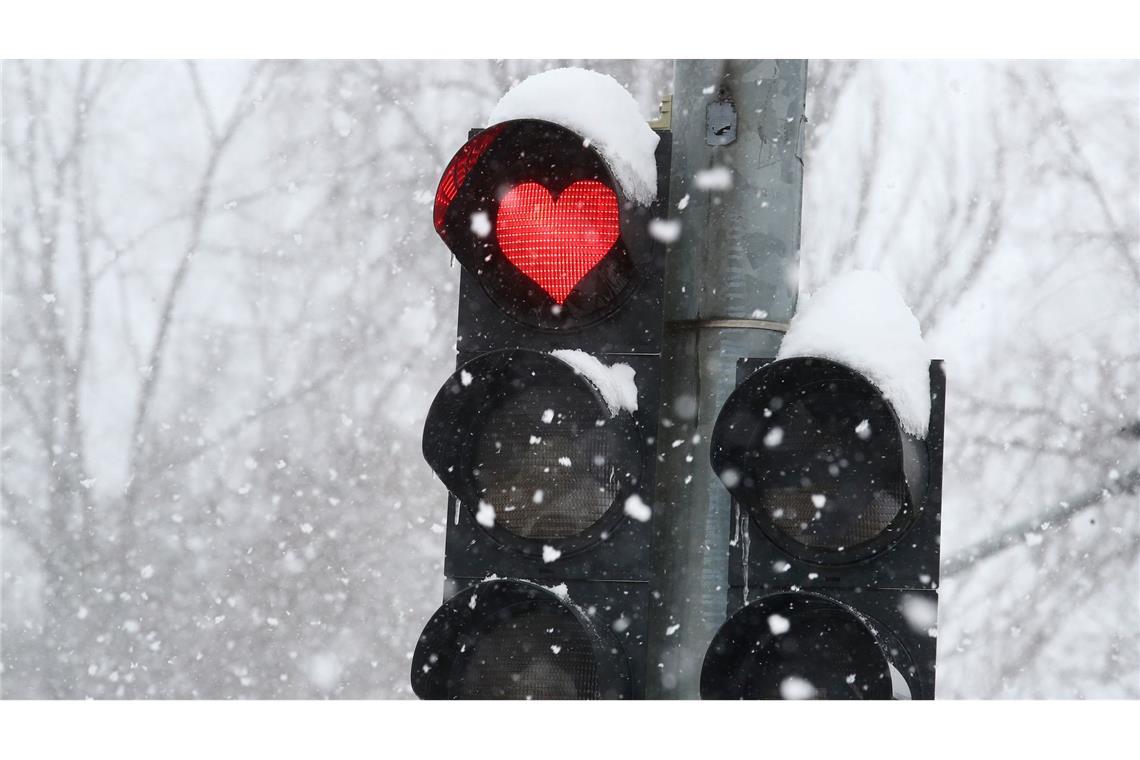 Augen auf beim Herzgebrauch - auch an der Ampel. (Archivbild)