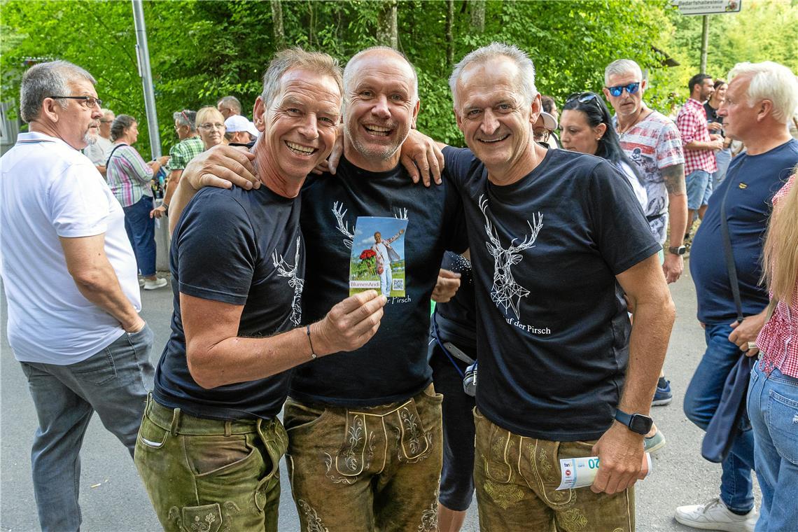Aus dem Schwarzwald sind diese drei Platzhirsche - so der Aufdruck der T-Shirts ...