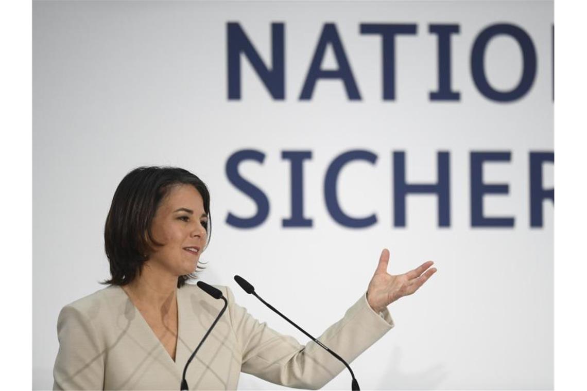 Baerbock: Können nicht neutral sein „Aus der deutschen Schuld für Krieg und Völkermord erwächst für uns, erwächst für mich in der Tat eine besondere Verantwortung“: Annalena Baerbock. Foto: Annegret Hilse/Reuters/dpa