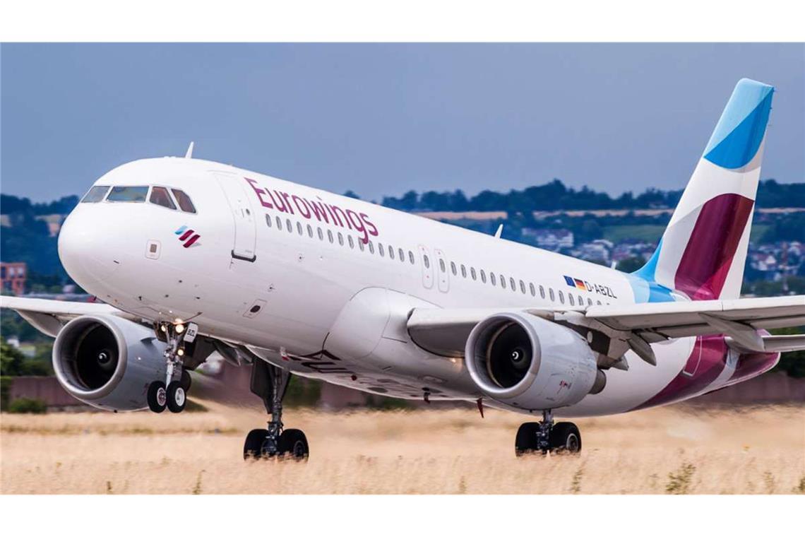 Wie stark Fluglärm der Gesundheit schadet Aus einer seitlichen Entfernung von 300 Metern bringt es ein Airbus 320 beim Start auf 85 dB.