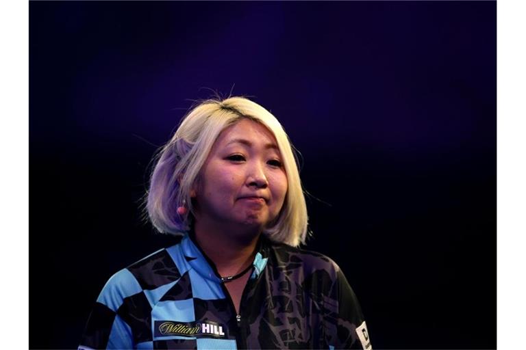 Ausgeschieden bei der Darts-WM: Mikuru Suzuki aus Japan. Foto: Steven Paston/PA Wire/dpa