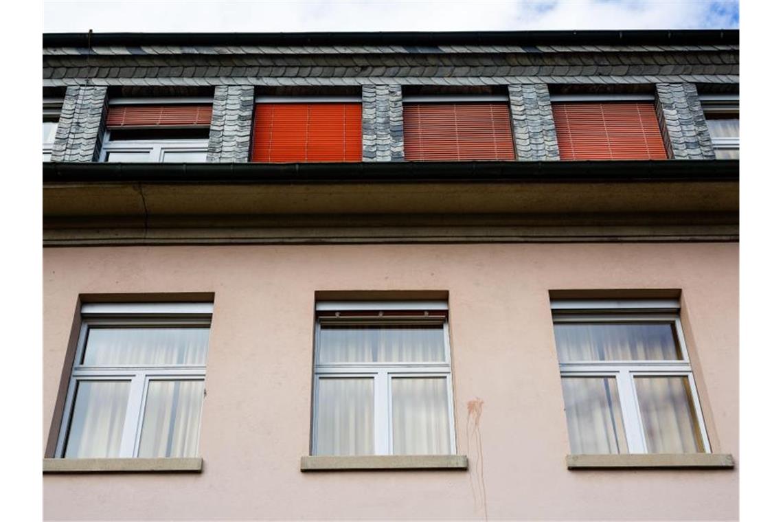 Sicherheitsbedenken: Grundschule weiter geschlossen Außenansicht der Fridolinschule. Foto: Philipp von Ditfurth/dpa/Archivbild