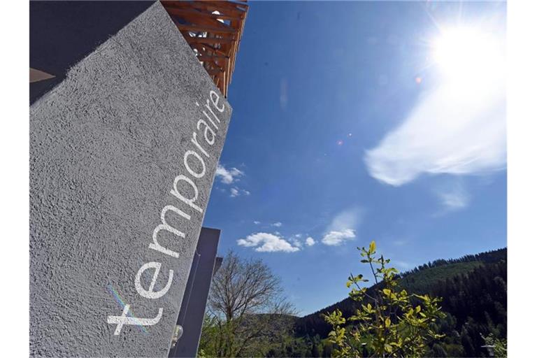 Außenaufnahme des Gebäudes „temporaire“ des Hotels Traube Tonbach. Foto: Uli Deck/dpa