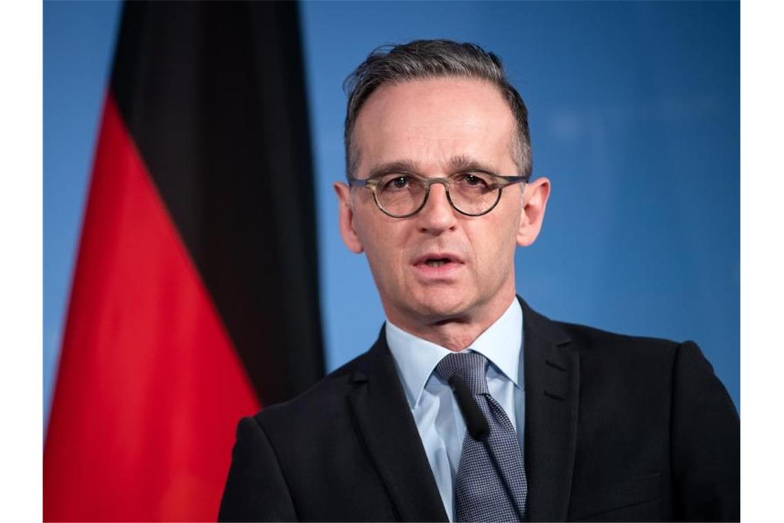 Außenminister Heiko Maas (SPD) äußert sich bei einer Pressekonferenz. Foto: Bernd von Jutrczenka/dpa