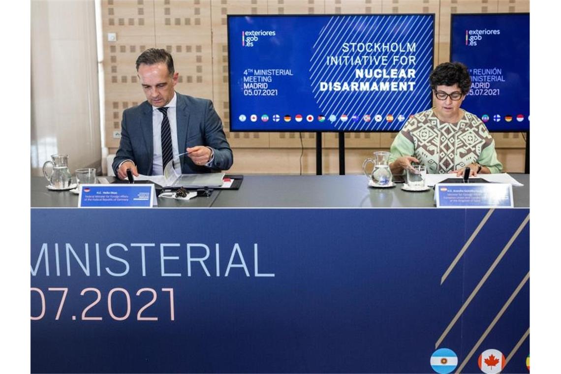 16 Staaten fordern konkrete atomare Abrüstungsschritte Außenminister Heiko Maas und seine spanische Amtskollegin Arancha Gonzalez Laya bei der vierten Konferenz der Stockholmer Initiative für nukleare Abrüstung. Foto: Alejandro Martínez Vélez/EUROPA PRESS/dpa