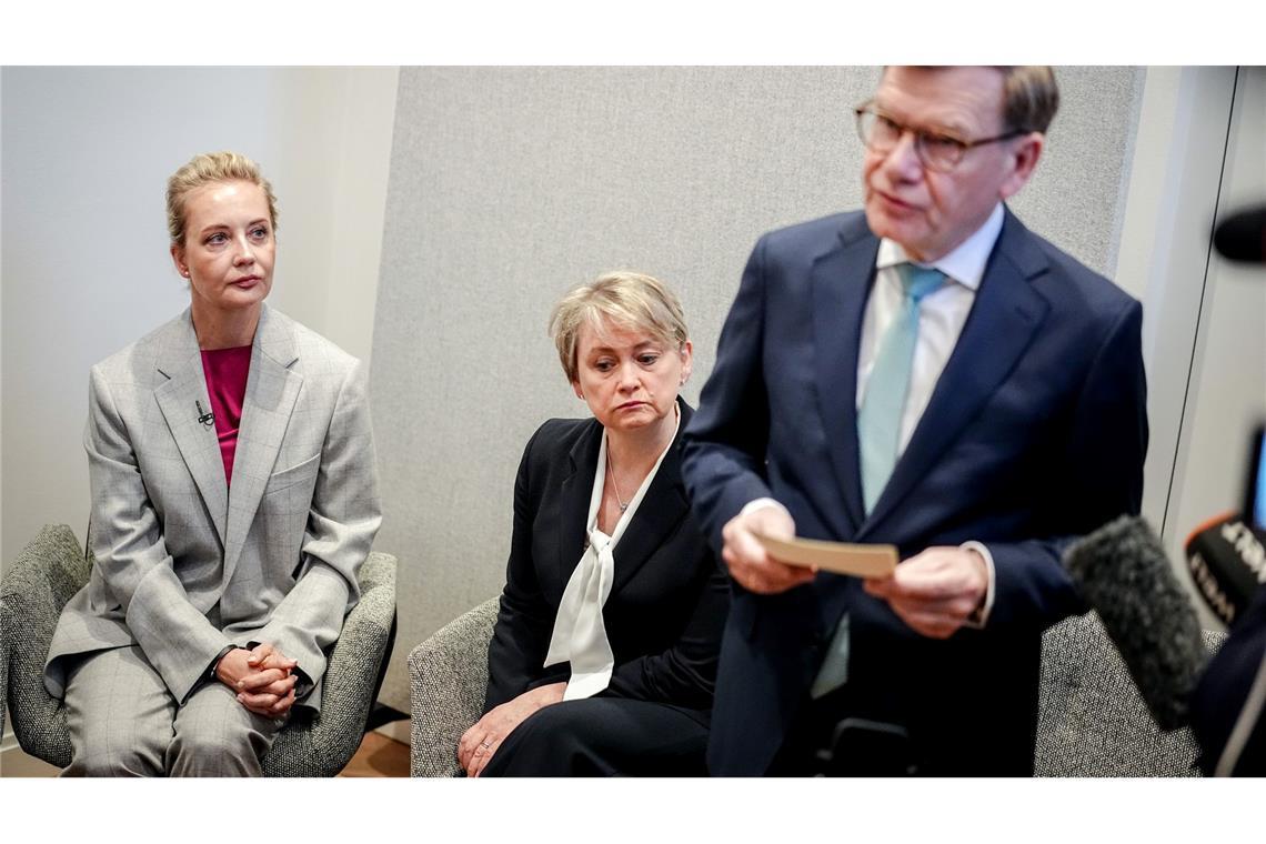 Außenminister Johann Wadephul (CDU) fordert Konsequenzen aus den neuen Analysen zur Ursache des Todes des prominenten Kremlkritikers Alexej Nawalny.