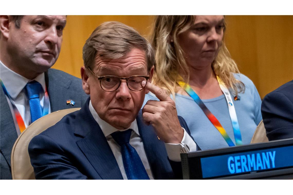 Außenminister Johann Wadephul (CDU) während der Verkündung des Wahlergebnisses für den UN-Sicherheitsrat in New York.