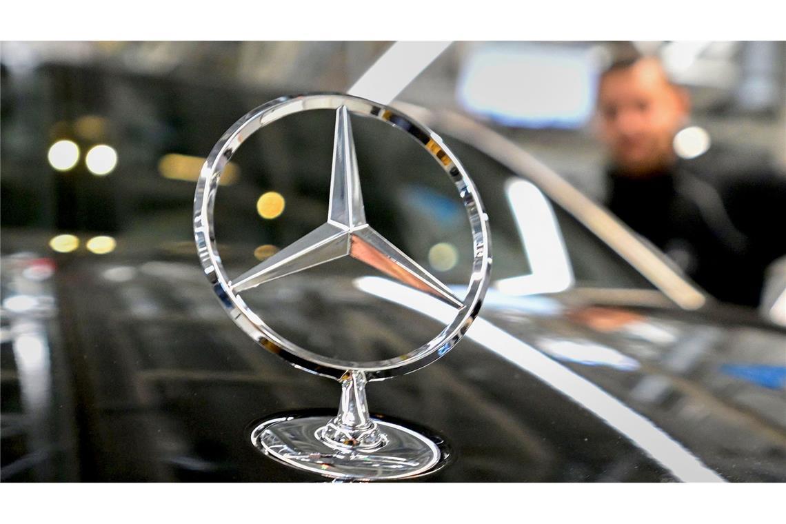 Autobauer wie Mercedes-Benz stecken in der Krise.
