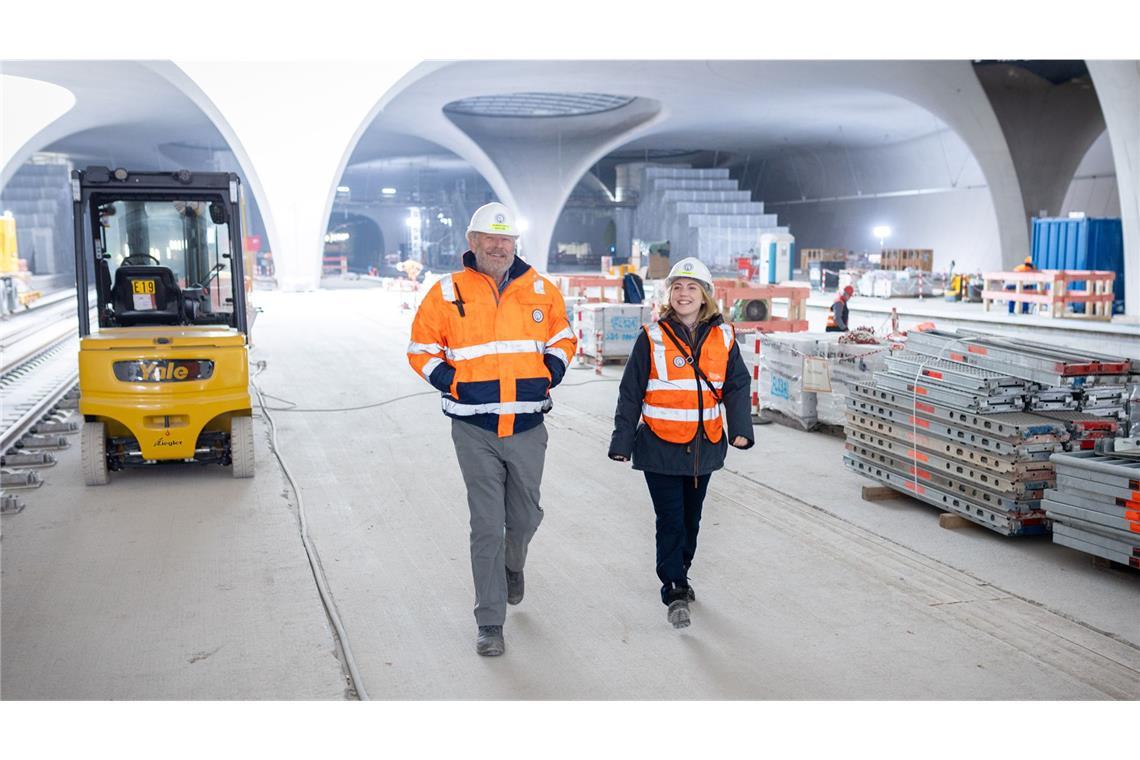 Axel Milberg als Ingenieur auf der S-21-Baustelle