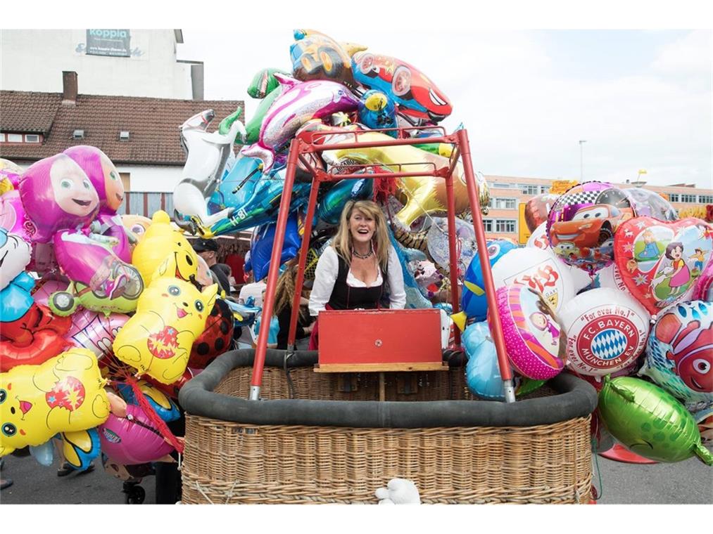 Backnang - Innenstadt  48. Backnanger Straßenfest  Samstag     - Foto: Jörg Fied...