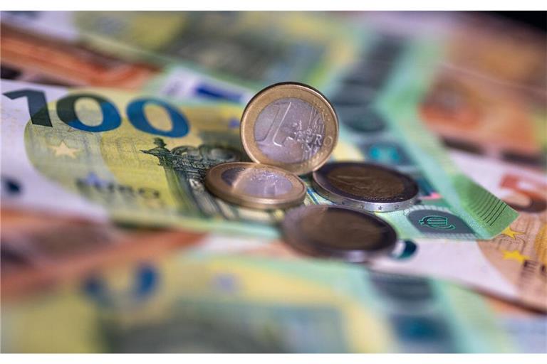 Baden-Württemberg kann mit 1,5 Milliarden Euro mehr Steuereinnahmen rechnen als erwartet.