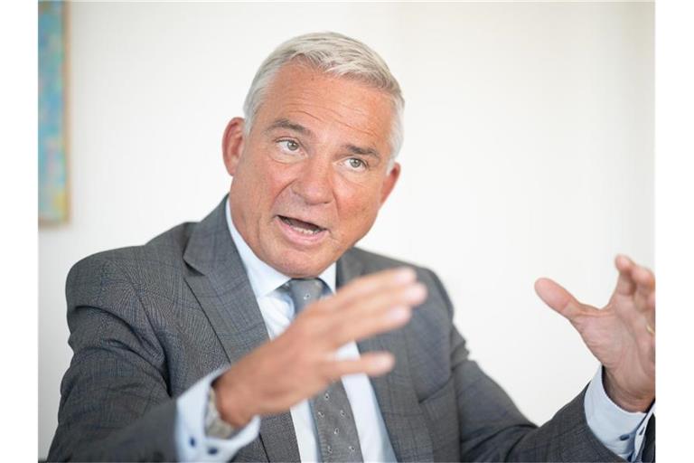 Baden-Württembergs CDU-Landeschef Thomas Strobl spricht bei einem Interview. Foto: Sebastian Gollnow/dpa/Archivbild